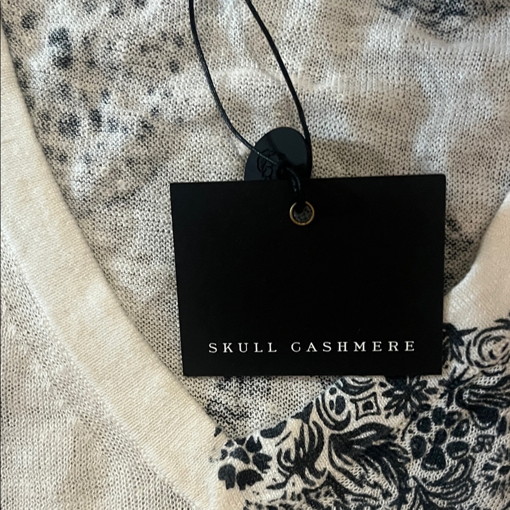 New Skull Cashmere White/Charcoal RUMA Linen Skull BOHO Top Size L - Picture 11 of 15